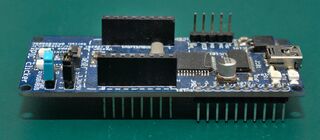 vue des pattes traversantes des connecteurs à wrapper...